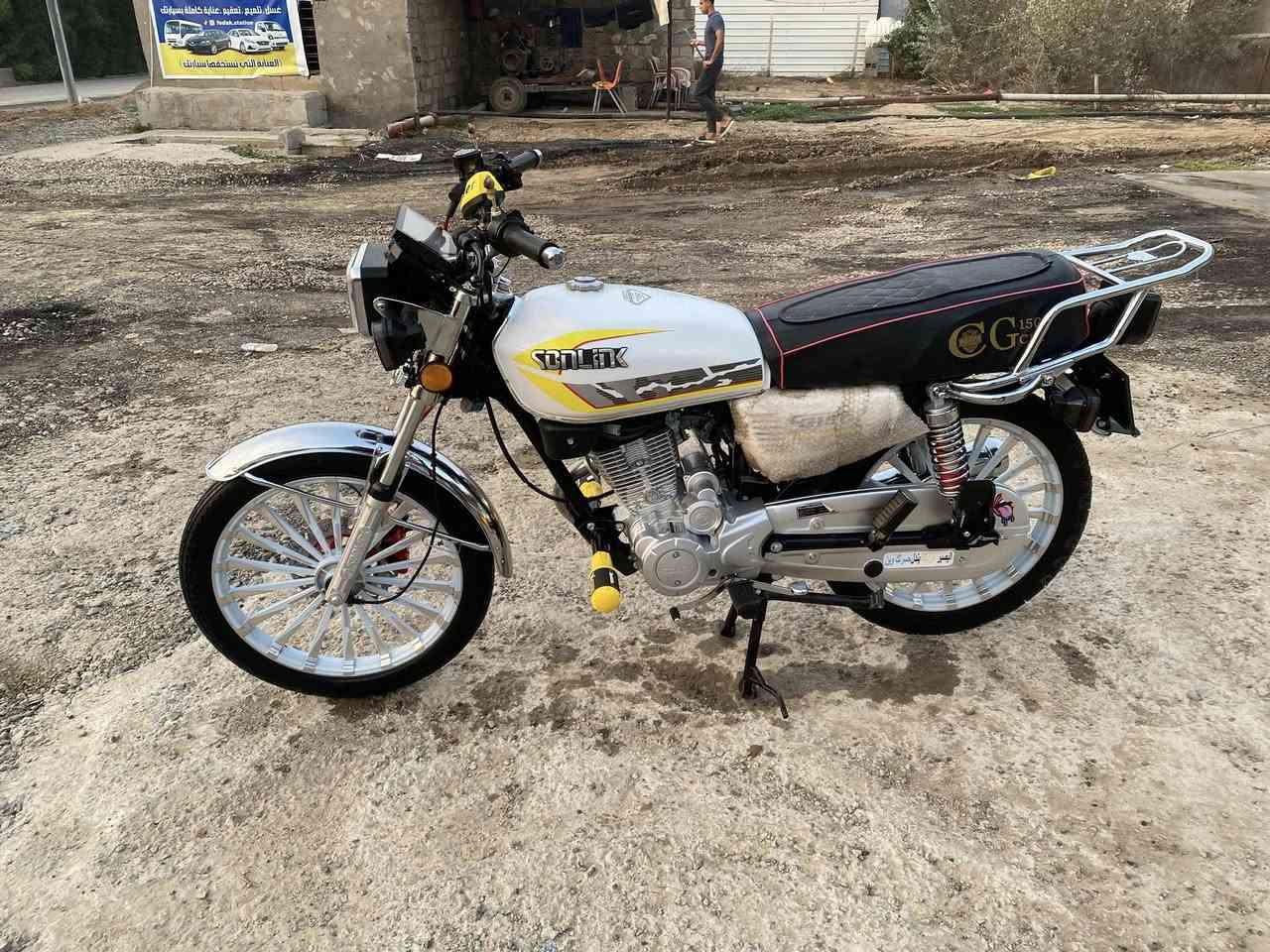 سلام عليكم دراجة سيفان سونك اصلي للبيع موديل 2025الدراجة جديدة فول السعر 850او بيهة مجال بسيط للشراي للاستفسار مراسلة الصفحة او اتصال واتساب ***********
