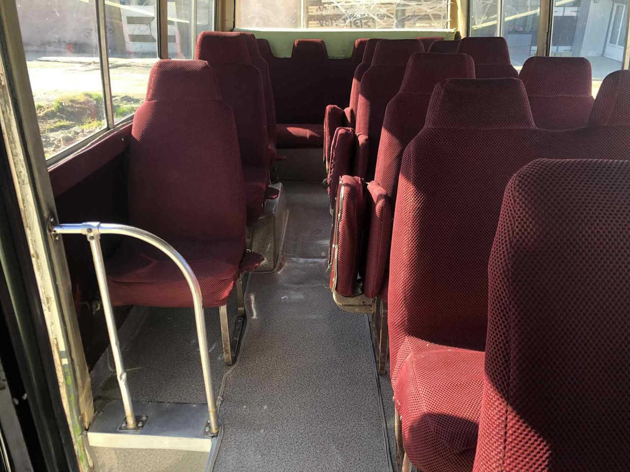 البیع سیارة نضیف كیر محرك اكسل بشرت سعر 48ورقة و بیها مجال مكان كركوك  م. ***********
