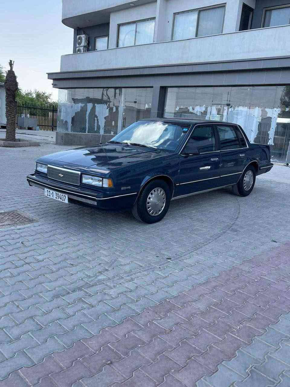 للبيع شفرليت سلبرتي موديل 1989سياره ماشيه156الف حقيقي مصبوغه عام للجمالي بدون ضربه بدون خياس بدون تبديل سياره جاهزه بدون نواقص رقم بغداد دولي سنويه مشروع وطني نافذه لحد2029بسمي سعر 50 
مكان سياره كركوك 
*********** كركوك, العراق
