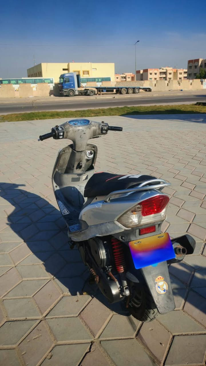 سلام عليكم ، ماكس قجمه، كلها شغاله سلف هندر اشاير سكنات
ما مفتوحه مشي نهضه خير من الله بوشه 49  ابلاديه لايت عالي وناصي ابريكات اماميه وخلفيه جاهزه اخت الرمبه نعومه كلش حلوه كفرات ختم واحد اصليه حواضن اصليه عدادات الكهربايات كلها شغاله لا تبخير لا تنقيص ما بيها اي نقص شرط كفاله مكان حيانية شارع السيد سعر 750 بيها مجال، رقم وتـساب فقط.***********
