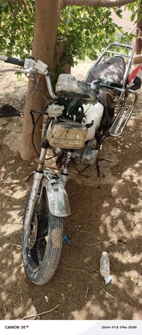 وبركاتة موطور البيع الموطور هيوشه موديل2001 السعر 180 وبية مجال تصل وت...