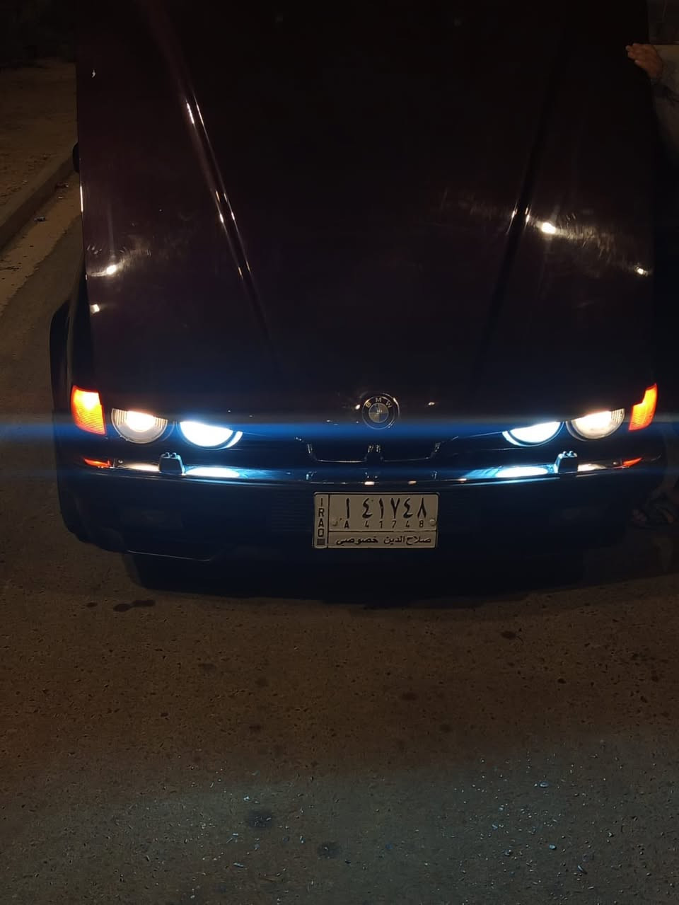 BMW لون اسود باذنجاني رقم صلاح الدين بأسمي نافذه ل. ٢٦/٦/٢٠٢٨ سياره تخم تاير جديد صدر محرك جديد كير جديد تبريد ثلج سياره كامله مكمله موديل ١٩٩١سياره فول تنته برده خلفيه برداة بالبوب بلاد 
سياره صبغ عام فقط للجماليه ترايك للبصره

‭ 0773 414 5315‬
