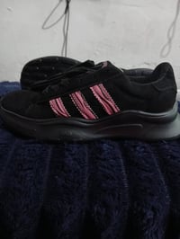 احذيه خفيفه بلبس اسعار مناسبه 🌹 للحجز على لخاص لو الرقم07876885586