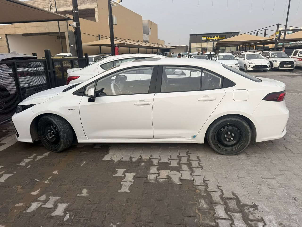 سلام عليكم
كورله هايبرد موديل ٢٤
ماشيه ٧٢
تحويل مباشر 
مكاني كربلاء 
***********
