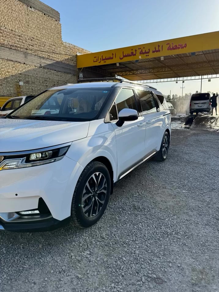 السلام عليكم للبيع كرنفال موديل 23
خليجي 7راكب بانزين فقط
قبل سمنتي ونصب ابيضّ عام لئن
رقم اجره قادسيه تحويل مباشر
بصمة فول ترحيب شاشة كامره 
حساس دواخل لونين تبريد لمس 
غير متواجد خاص 
اتصل ***********
مكان السماوه
سعر 225 وبيها مجال للطيبين
