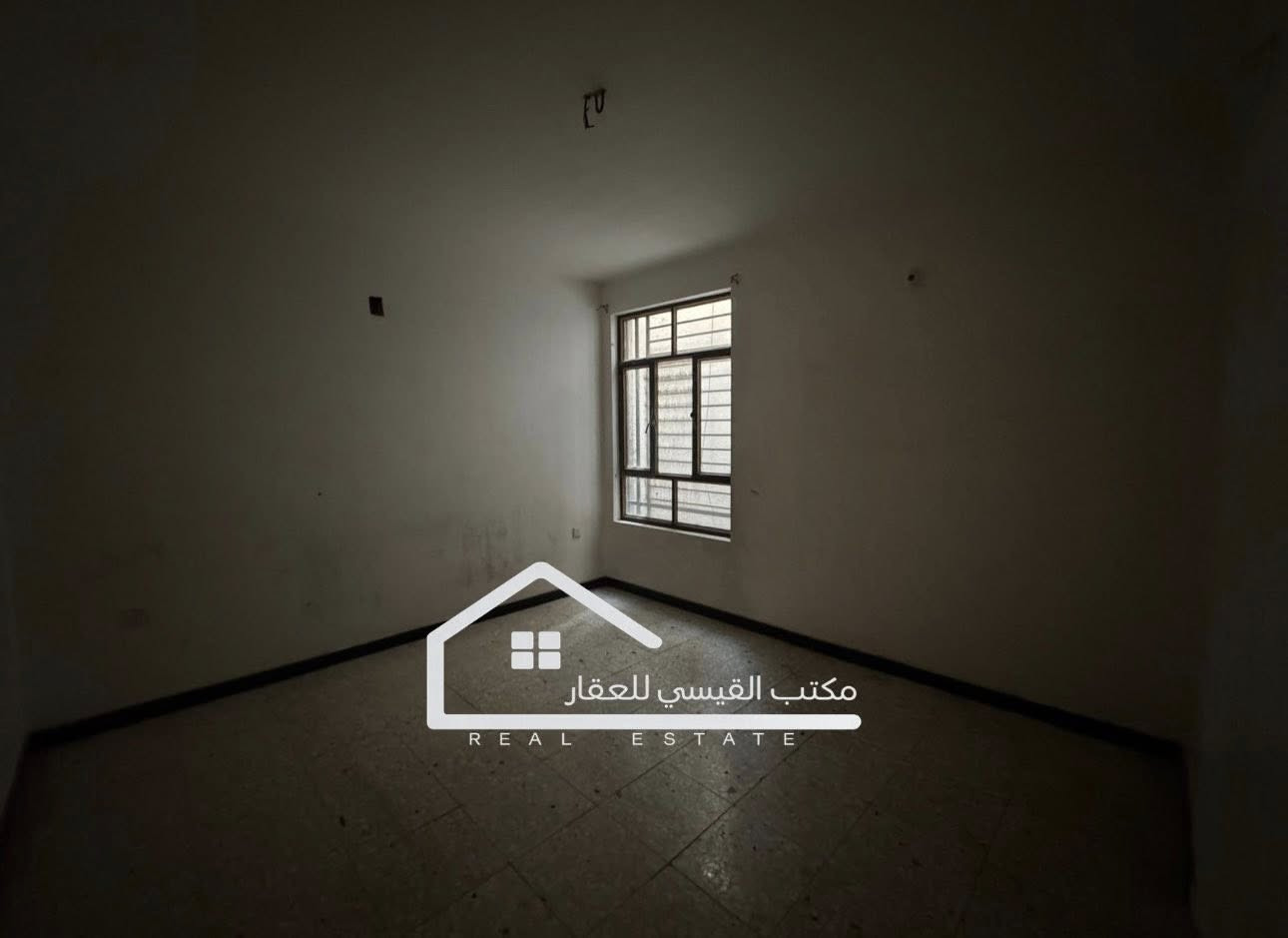 #لـلايـجـار في السيـديـة

مشتمل طابق اول 150م
نظيف جداً 
يحتوي على : 
غرفتين نوم 
وصالة ومطبخ 
وخدمات صحيـة .

لـلاستفسار : ***********

#مكتب_القيسي_للعقار_والأعمار .
عنوان المكتب📍
#شارع المركز مقابل مستلزمات التفاح الاخضر
