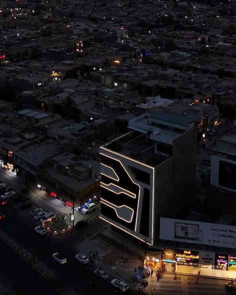 بيت المستقبل للعقار FUTURE HOSE🏡
———————————————————
📣:     توفر عقار تجاري في السيدية
مساحتة:500متر ركن
الوارد السنوي: 50000$
سعرها:7 مليون دولار وبيه مجال
عنوان المكتب: زيونة 714 فرع الامير مول مقابيل اعدادية طارق ابن زياد
التواصل والاستفسار ☎️: *********** ابو ياسر الزيرجاوي
