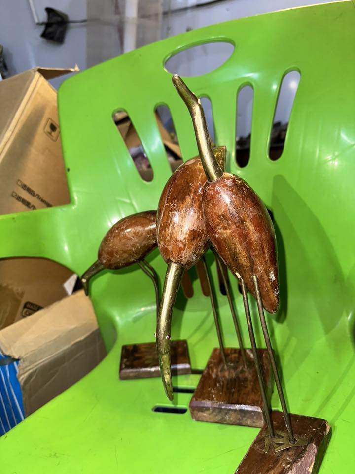 #سلام_عليكم تحفيات للبيع رقم ***********
توصيل موجود 5)
