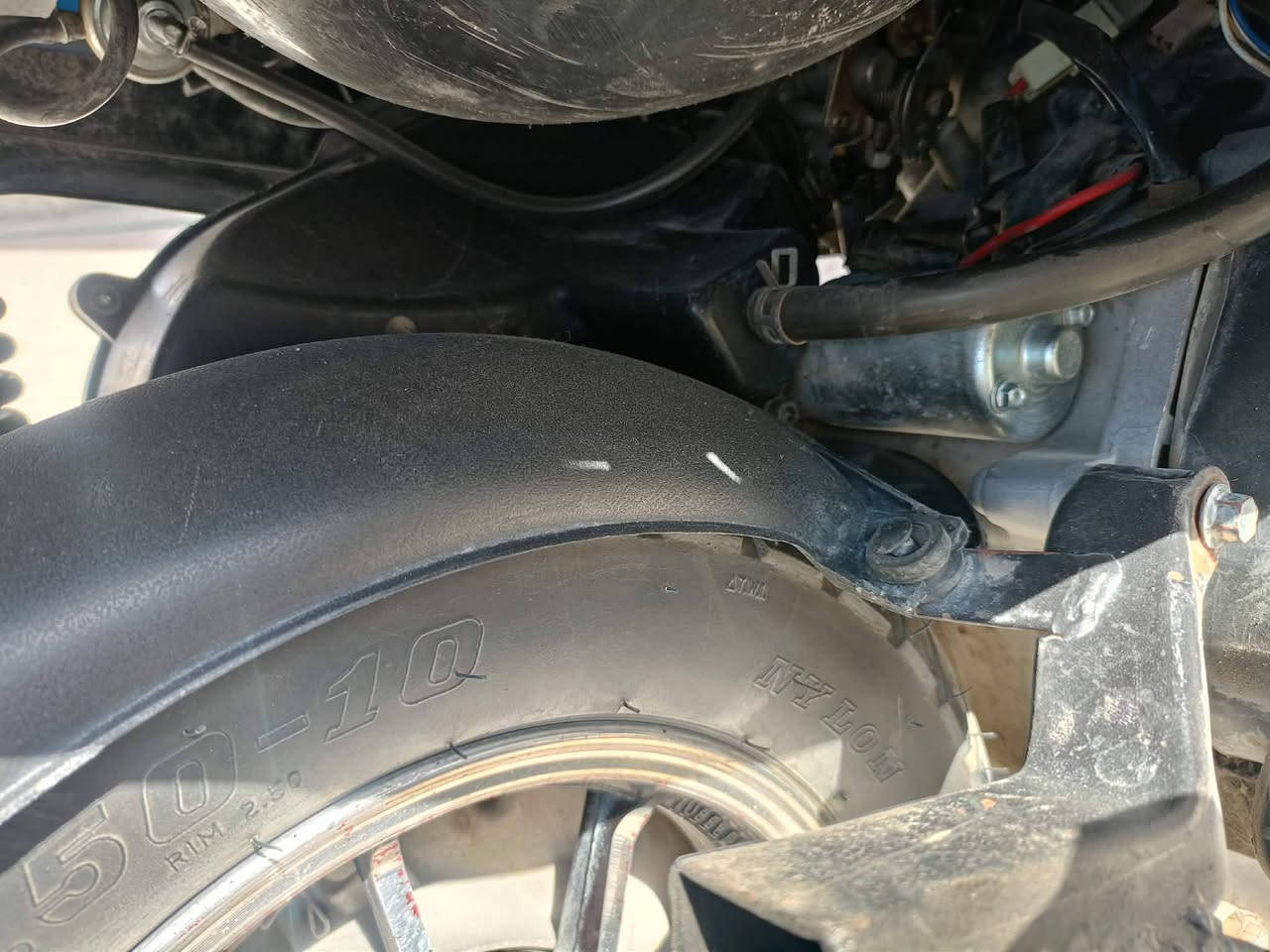 سلام عليكم ماكس عدله للبيع نضيفه المحرك صيني مامفتوح ميه بل ميه السعر 500وبيه مجال مكاني ناصريه مركز التواصل اتصال ***********
