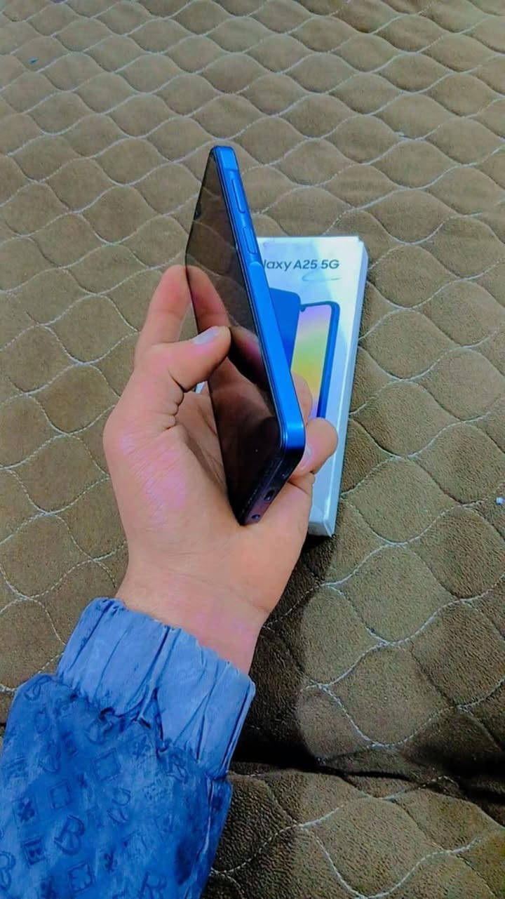 A25 5G
✅️ذاكرة 185

✅️يدعم 120 فريم في جميع الالعاب

✅️اللون حبري

✅️الجهاز نضيف شخط ✅️ ملحقات كامله 

✅️شاحنه 120واط الاصليه 

✅️كارتونه موجوده

✅️المكان بغداد مدينه الصدر الورفلي

✅️السعر 250

الرقم التليفون***********
