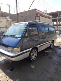 كيا بستااا موديل 94 رقم بغداد الماني سنويه ل27 مصفره هئيه ومرور مكينه ...