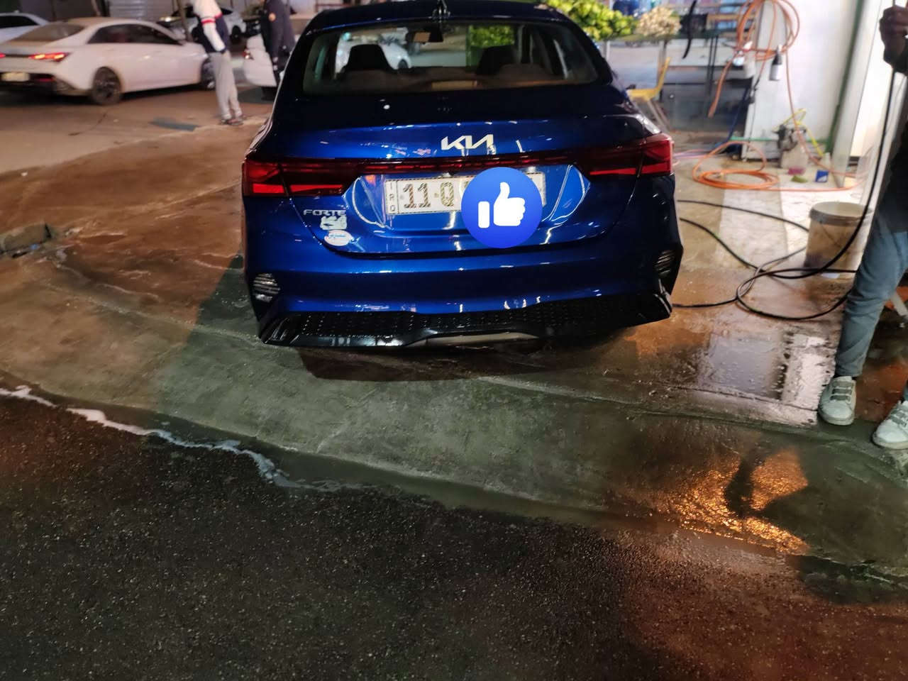 فورتي 23 كلين موصفات نص فول. رقم بغداد ماشه 40 بأمريكا مو بلعراق. كلين بدون حادث وصبغ.. رقم *********** مرحبا السعر 160 وبي مجال قليل جدا
