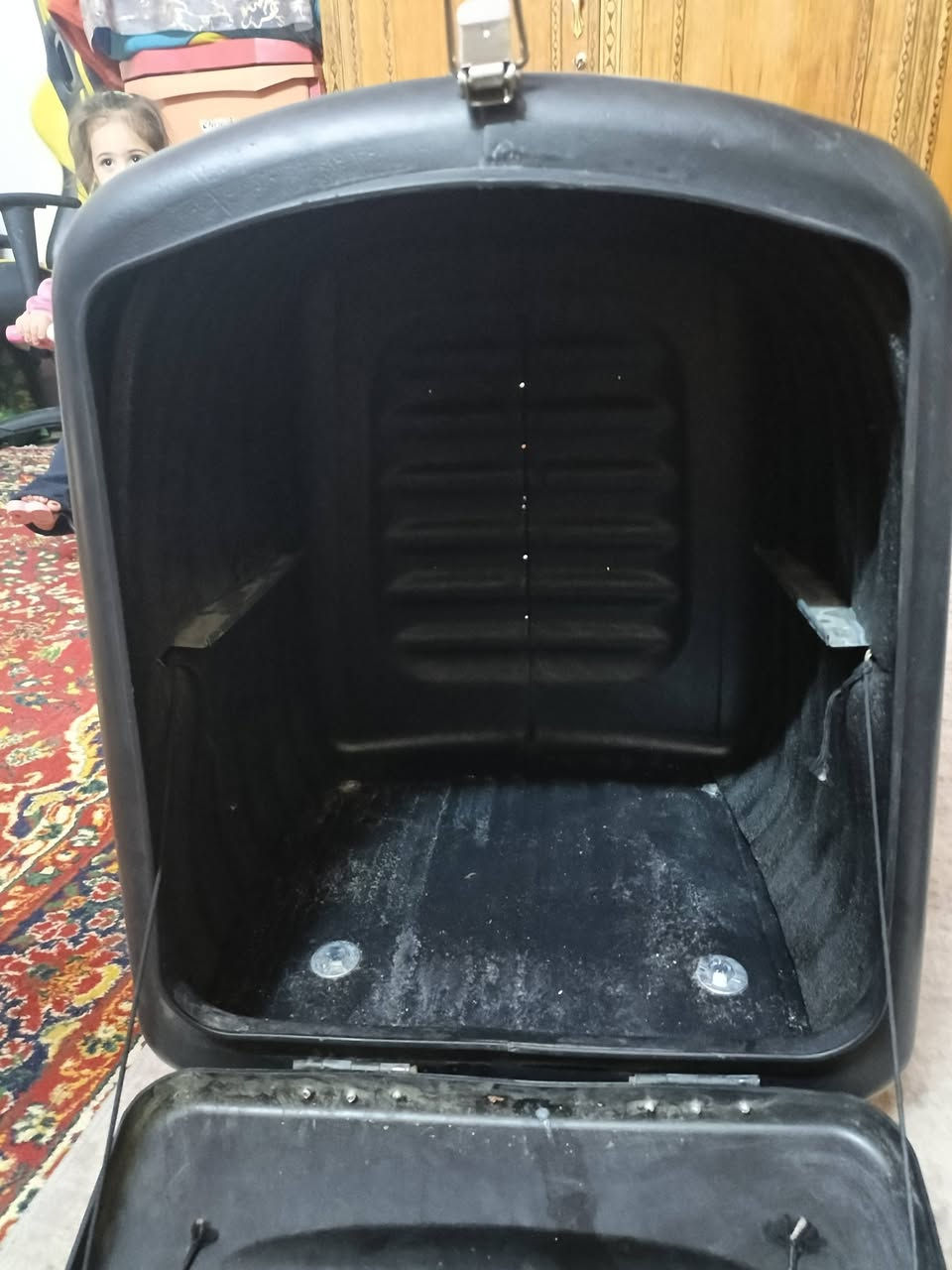 صندوك دلفري نضيف للبيع اب 25 مكاني محموديه حي العسكري *********** بي واتساب
