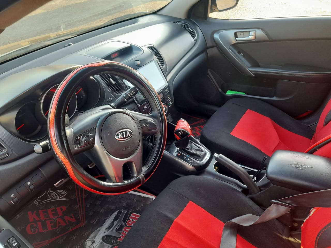 السلام عليكم سيراتو ٢٠١١ نظافه لا صبغ ولا ضربه بغداد *********** السعر ٩٥  ورقه بيها مجال
