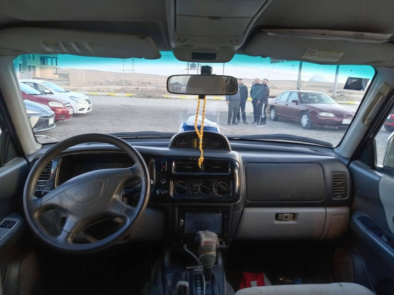 مسيبوشي نيتيفيا
٢٠٠٦
بلادي عل وضع الشركه
محررك كير تبريد بحاله جيده
رقم بغداد ألماني
تحويل مباشر
باسم صاحبه
السعر 90 وبيهة مجال 
الانبار قظاء عنه 
***********
