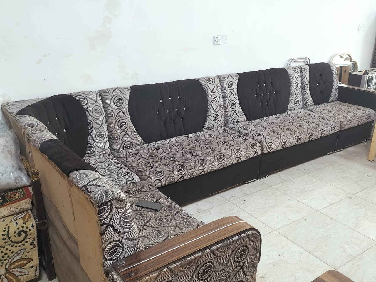 السلام عليكم ديوان 7امتار للبيع سعر 45وبي مجال مكاني كركوك كوباني اتصال على الرقم ( *********** ) #معرض الياقوت للأثاث والمواد المنزلية
