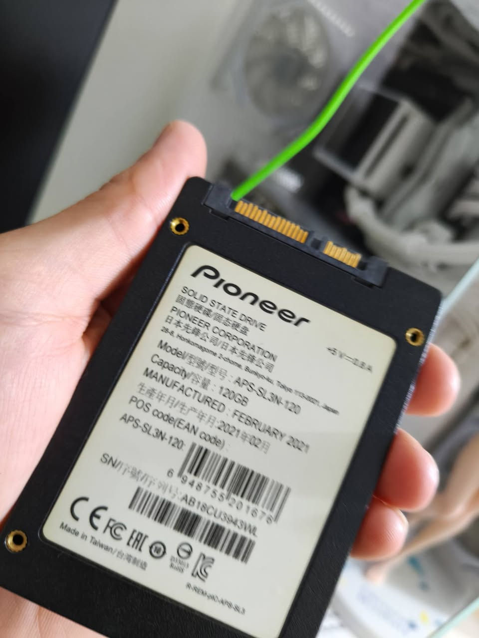 مساء الخير ♥️
متوفر هاي القطع نظافة وضمان والسعر مناسب ونهائي 💚

Lexar M.2 NM620 1TB GEN3
السعر قفل (100)

SSD Pioneer 120gb
السعر قفل (20)

Keyboard Attack shark x87
بلوتوث + وايرليس + واير مستخدم جدا قليل (40) قفل

ميز كلش نضيف 120*75 بي RGB سعره قفل (70)

لايت بار اخو الجديد سعره قفل (25)

مكاني بغداد الحرية متوفر توصيل ***********
