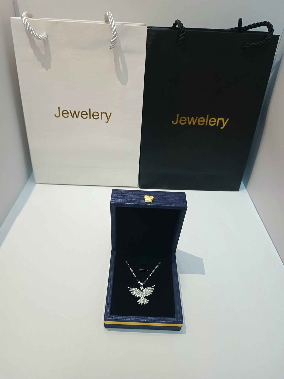 قلادة الطائر 🦋  
طلاء ثابت مع التغليف المجاني 💙 بغداد, العراق


**إذا كنت صاحب هذا الإعلان وتريد حذفه لأي سبب، رجاءا أرسل رسالة إلى الدعم الفني**