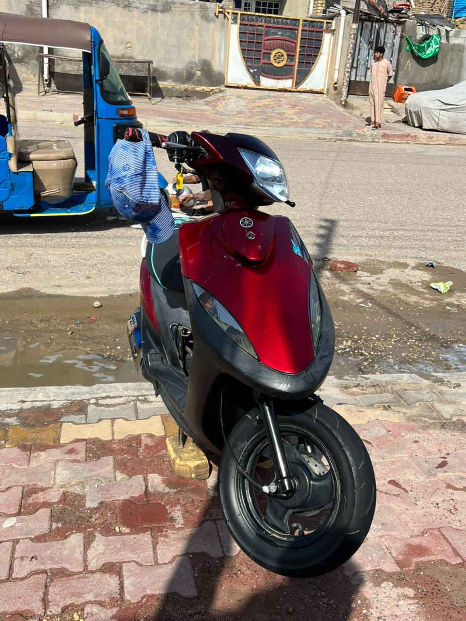 السلام عليكم
 ماكس عدله للبيع 
محرك  بوشه 49
شغاله هندر وسلف ناعمة بلاديه كلش حلوه شرط الشلعة والمعدل الاتصال على الرقم ***********
