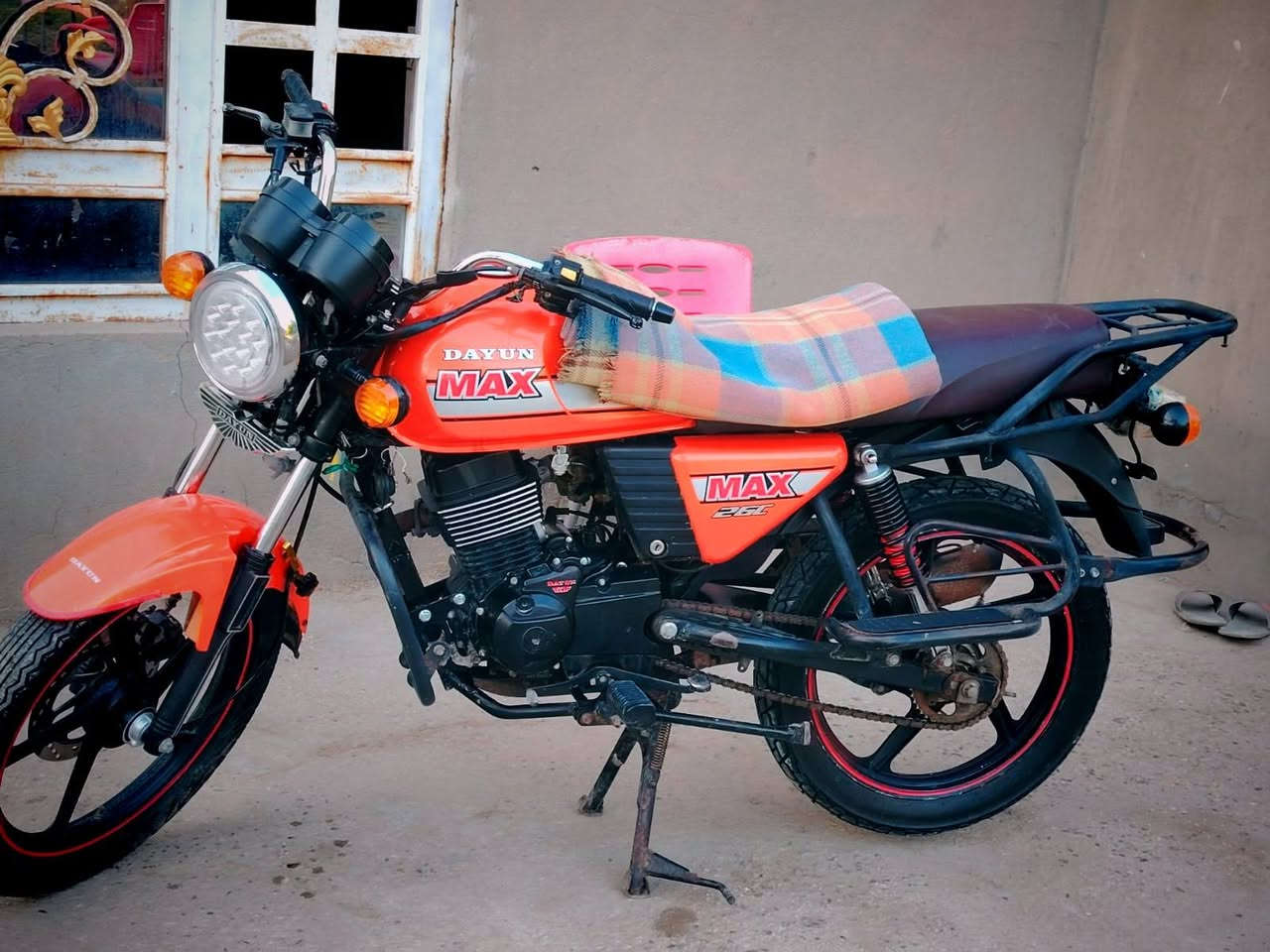 اسلام عليكم دايوان (موديل 23 كلك) مكفوله من كلشي مكينه 200 كتابه حمره) لسعر 1100 وبيها مجال ***********
