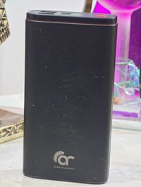 باور بنك اصلي سعه ٢٠.000 يشحن الجهاز ٤ مرات الى ٥