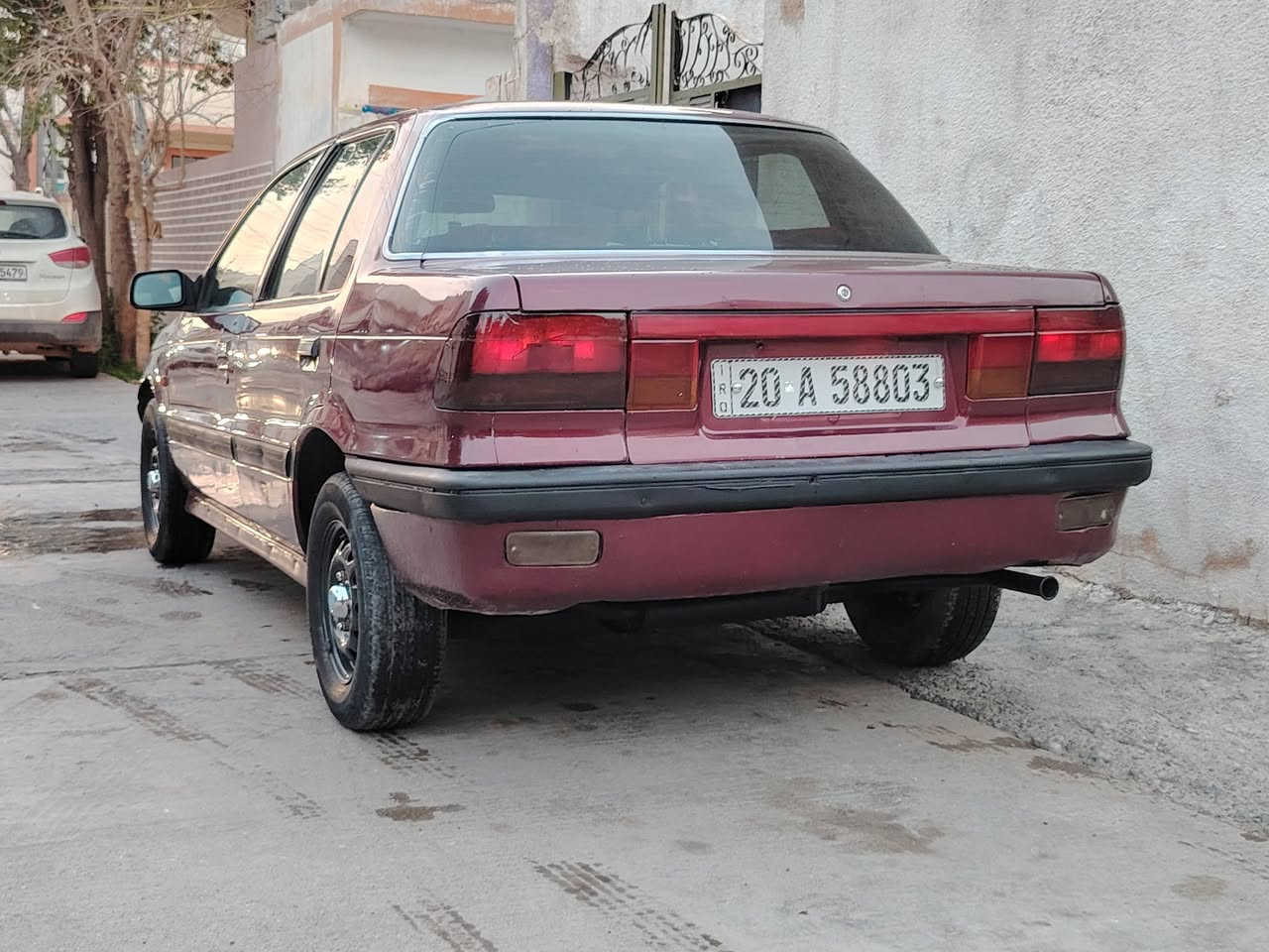 سلام وعليكم
مسبوشي لانسر 91 للبيع
محرك كير  حلوات بلادي
مصبوغه عام وكهربيات شغال
 بيها ضربه جاملغ امامي
سنويه وأرقام جدد ل 30
شرط التحويل 
سعر 27 وبي مجال
رقم تلفون /***********
