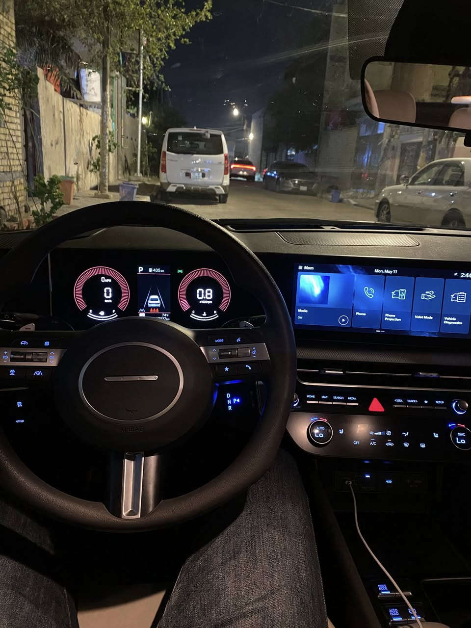 سوناتا 2025 
شهداء  …
فول ما عده الفتحه 
كشنات تدفئه
كشنات كهرباء 
بصمة تشغل عن بعد 
مكينه 2.500
مكفوله من كير محرك حداديه بل جيس 
ما متعوبه السياره 
الضربه مالتها البنيد الي مغلف بفابلون فقط
مكفوله شواصي لغد ايرباك 
ماشيه 10 الف حقيقي 
الرقم . ***********
