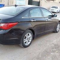 للبيع هونداي سوناتا 2012 الحادث الامريكي الدعاميه الاماميه فقط وبلعراق...