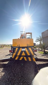 للبيع اكرين تادانو10طن رقم دولي كفالة عامة للاستفسار07707809532