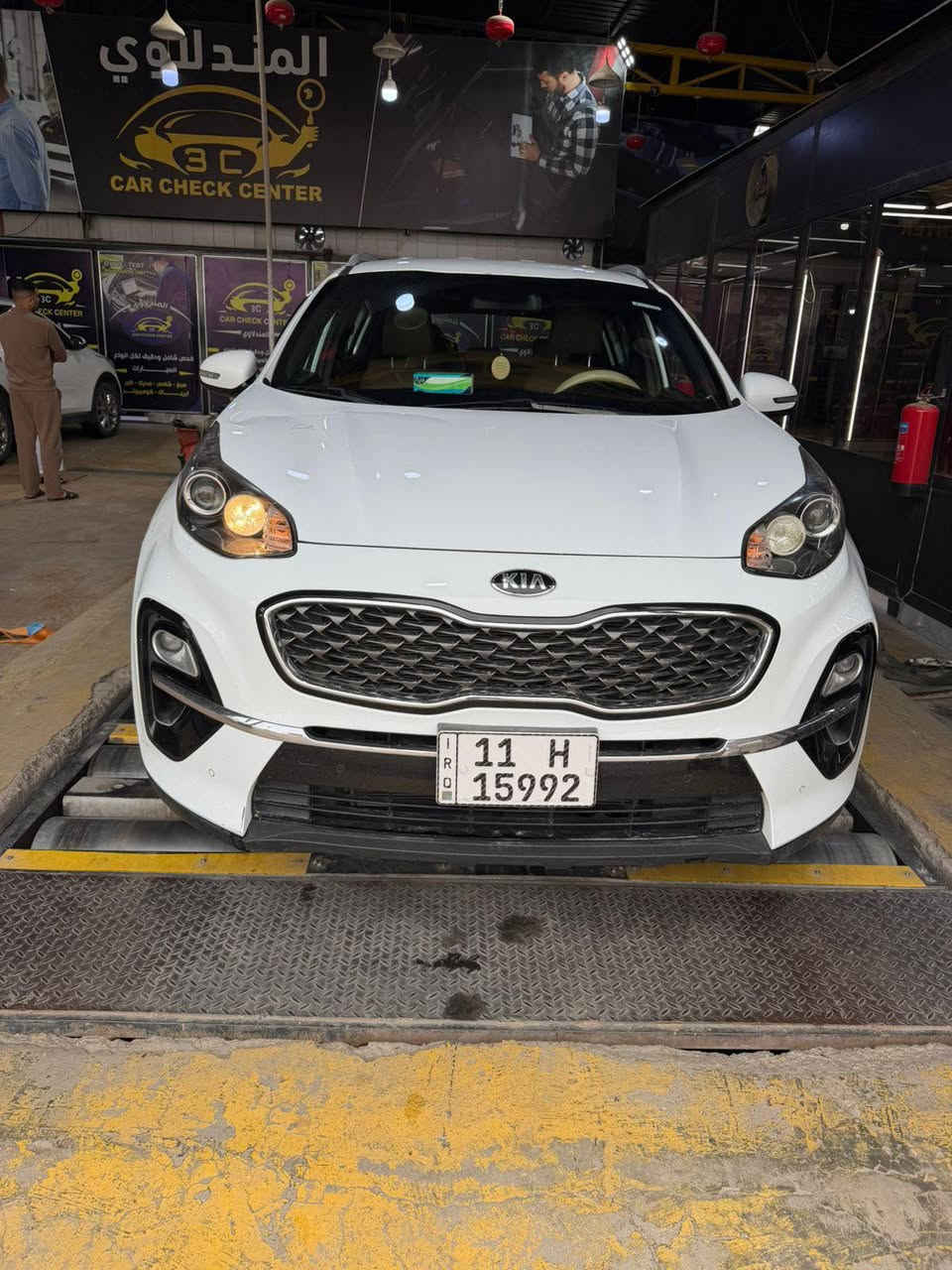 السلام عليكم
للبيع كيا سبورتج خليجي

 الموديل2019

سياره جديده مكفوله كفاله عامه عدا صبغ بالباب اثر شخوط

ونص فول الشركه الدولية

 رقم بغداد نكليزي بسمي 

تخم تاير قبل شهر شاده 

سياره كامله بدون نقص ابد متعوب عليها 

وتجي تفحص وين ما يعجبك 

وسونار مرفق بل منشور

السعر١٨٨ وبيه مجال حك الجيه 

مكاني بغداد 

الاستفسار***********
