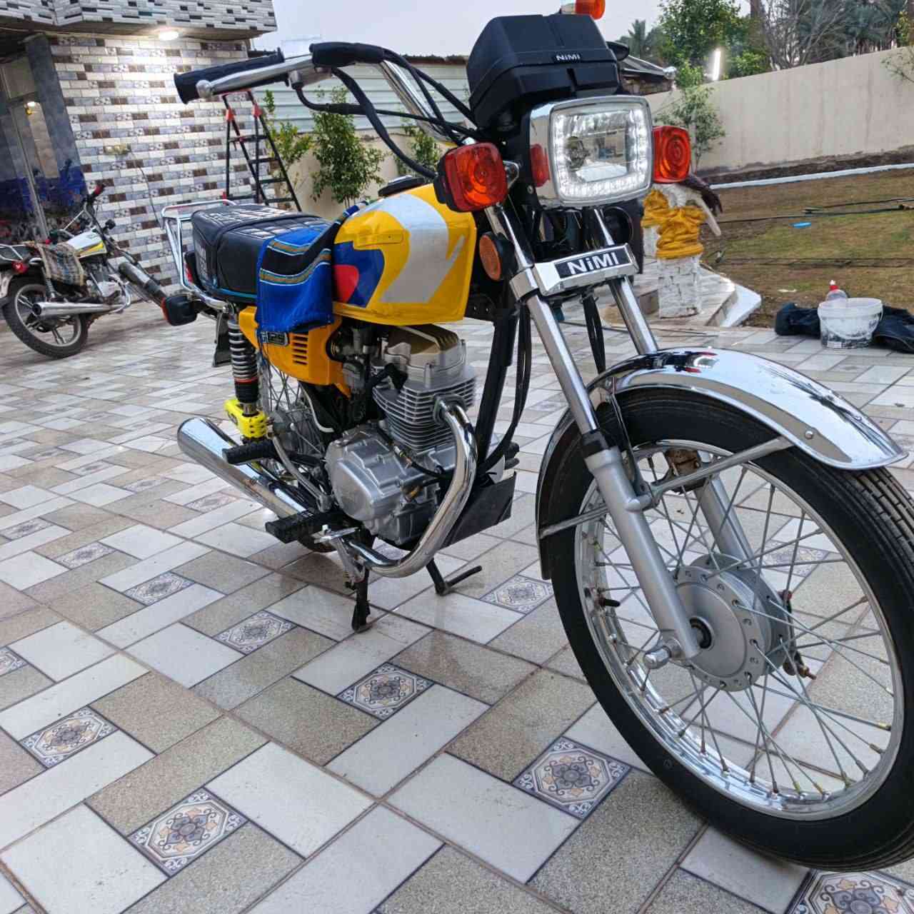 سلام عليكم حبايب نامه متياز مكفوله عامه موديل 2025 مكان القاسم السعر 700 وبيهه مجال قليل حك الجيه رقم الهاتف ***********
