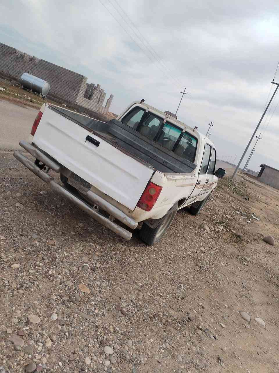 سلام عليكم بكم دير 2006
رقم فحض كير ومحرك شرط لاصرف ولاتبخير
تايرات زينه
صدر أمامي جديد
ماعايزو شي
تاي للبصره 
سعر 28وبي مجال للشراي تصل وتدلل
***********
