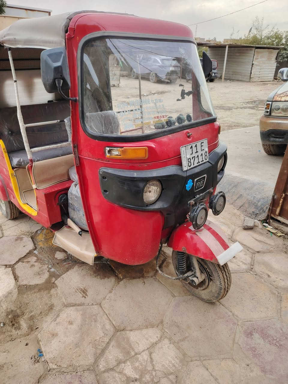 تكتك للبيع موديل 17 رقم وسنوية تحويل مباشر المكان بغداد كويريش ورة علوت الرشيد السعر 4600 وبيهة مجال بدون غراض  الرقم ***********
