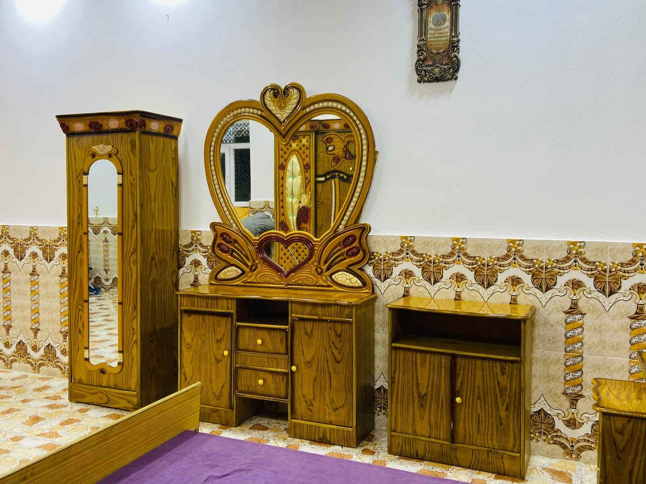 يوجد غرفة نوم مستخدم نضافه فول
السعر ٦٥٠ للاستفسار ***********
