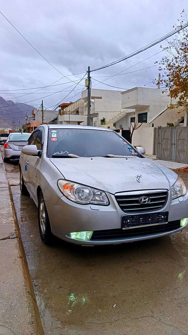 سەرەتا بەناوی خوای گەورە:-ئافانتی بۆ فرۆشتن بڕاوە مۆدێل٢٠٠٧مەکینە بچوکی دیکشن بەرز مەڕخوبی بازاڕ قەپات قەپات مواسەفاتە سڵایت+شاشەو کامێراو عاسەیە+ئاوێنە شەفتو کارەبای+جڵدەو شاموایەو هیتەریشە+تەبرید لەمسە تەبرید خەزنە+سوکان فۆلیۆم+جامو سڵایت ئۆتۆ فول فولە دەعامی بۆ دەعامی بەشەرت پشتو پێشی کەپسە سەقفی وەک شوشەیە لێدراو سەقفو گێڕو مەکینەو کارەبای بەشەرتو زەمانی هەزار وەستا سەیارەکە ئی ماڵی خۆمەو ئی دەستی خۆمە هەموو شتێکی لەسەر دەقی شەریکەیەو کامل مەسروفم کردوە یەک دینار مەسروفی تێدانیە برێکی بەستراوە ڕۆنی مەکینەو هایدرۆلیکی گێڕی تازەیە تاقمە بانسو فلنجەی تازەیەو لۆکە جامی هەڵگیراوە سۆندەی سڵایدی بەستراوە تەبرید ساردو گەرم بەشەرت پاتری تازەیە پلاکی تازەیە تازە سێرفز عامم کردوە گاعیەی بیلادیە ئیپری فایەری بیلادیە جوانکاری دەرێو ناوێی کامل بۆ کراوەو شوێن بڕاوەکەی چاکراوە پێویست بەوەسف ناکات سەیارەکە بۆخۆی دیارە لۆک لۆکەو لەسەر دەقی شەریکەیەو یەک بڕخوی نوقسان نیە هەموو شتی بەشەرت.شوێن:-ڕانیە سعری:-٤٩گەڵا***********موشتەری نامە بنێرە یان تەلەفون بکە لەخزمەدام
