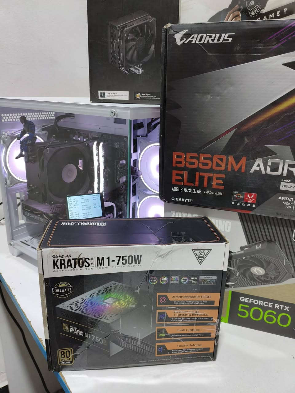 تجميعه جديد وكل قطع براندات قويه 
تجميعه للبيع كل قطع جديد 
المعالج: RYZEN 7 5700X
الرام: 32/ 3200/2X16 كورسير
المذربورد: B550M AORUS ELITE 
كارت شاشة: RTX 5060 8G OC
البورسبلاي: 750W من براند محترم
التخزين: m.2 512 
مبرد معالج : من براند كلش قوي وتكدر تشوف الحرار 29 
وعندك كارت شاشه ب وضع الخمول حرارة 23
واذا تحت ضغط 58 للعلم جديد ممفتوح ولا متعوب 
الكيس: ابيض مع ثلاث فانات تكدر تتحكم RGB
سعر : 1300
للعلم كل قطع الي ذكرتهن جديد ومن براندات قويه  مع كراتينهن
تجي ويها شاشه معلومات مجانا 
للتواصل وتساب 
***********
