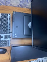 للبيع حاسبة 07704403670  سعره ٢٥٠ بيه مجال