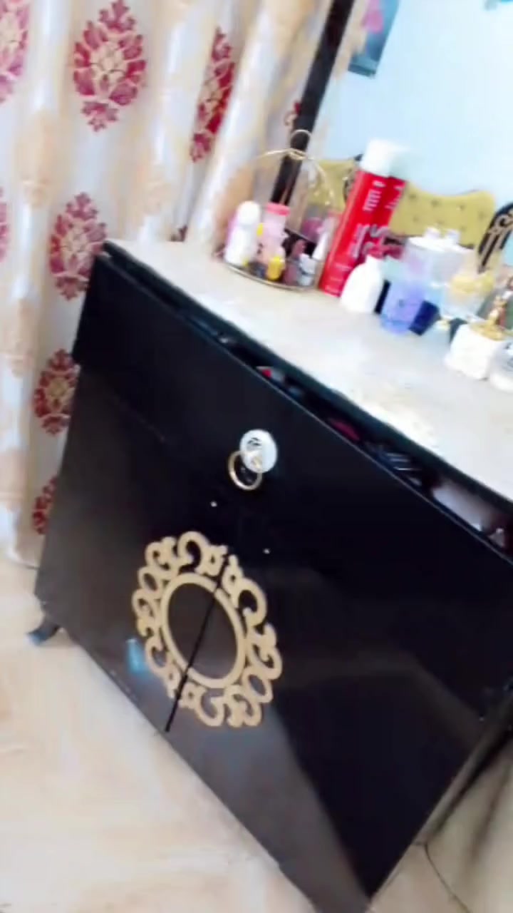 غرفه نوم مستعمله للبيع  200


**إذا كنت صاحب هذا الإعلان وتريد حذفه لأي سبب، رجاءا أرسل رسالة إلى الدعم الفني**