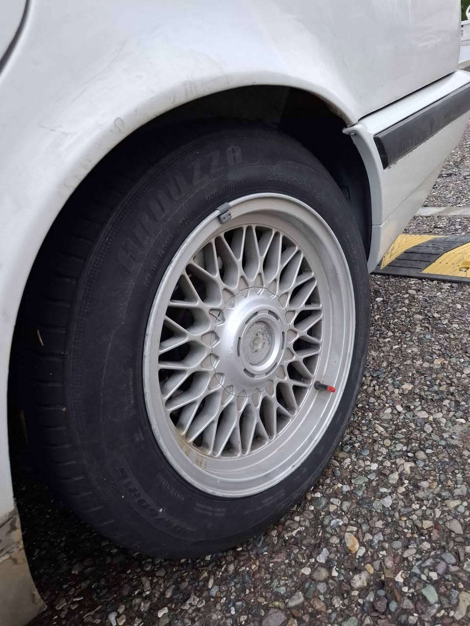 ويل،حه سير،قياسى 16,
.
به س كؤرينه وه ده كه م 
.
به ويل سه قر/17ى دوو سايز أربيل, العراق


**إذا كنت صاحب هذا الإعلان وتريد حذفه لأي سبب، رجاءا أرسل رسالة إلى الدعم الفني**