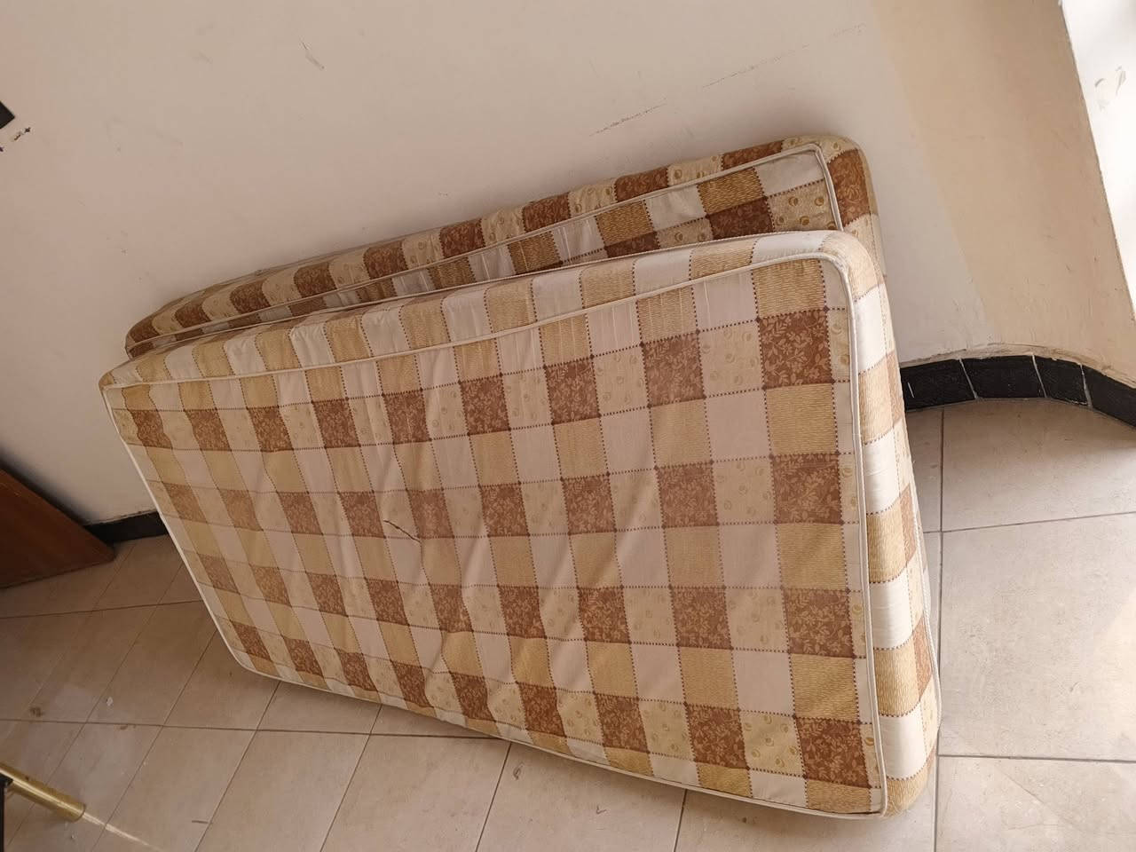 غراض ابيع شلعه وحده عنوان سنتر الاعلام مقابل دائرة توزيع الكهرباء


**إذا كنت صاحب هذا الإعلان وتريد حذفه لأي سبب، رجاءا أرسل رسالة إلى الدعم الفني**