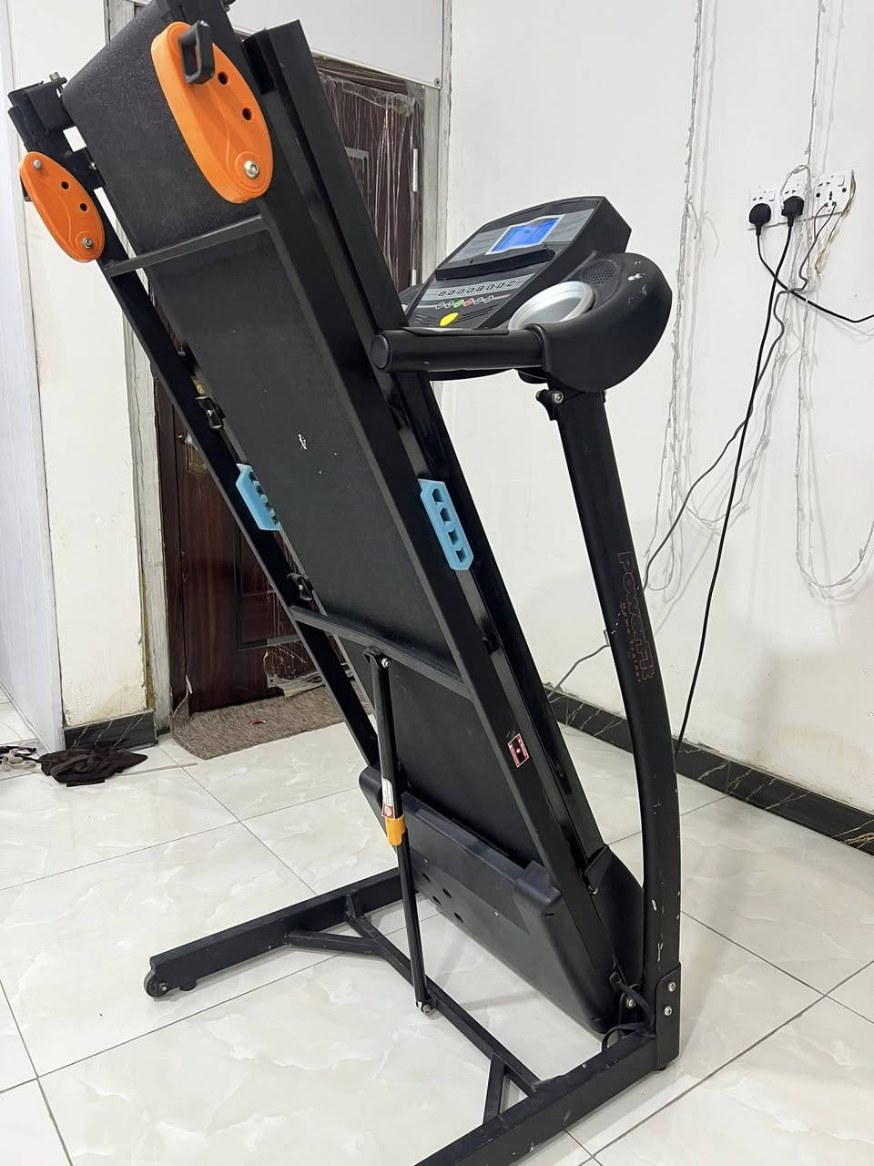 جهاز جري باله ياباني نضيف تحمل 180 كيلو كلشي شغال للبيع بسعر 225 وبي مجال تواصل واتساب واتصال ***********
