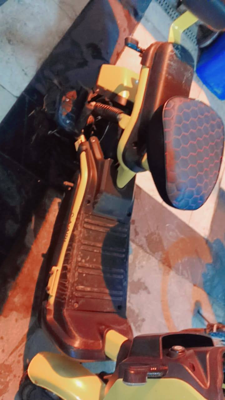 السلام عليكم اخوان عندي دراجه شحن حجم 14 بطاريات جدد السعر 250 الف وبي مجال  حك الجيه وان شاء الله ما نختلف رقم الهاتف ***********
