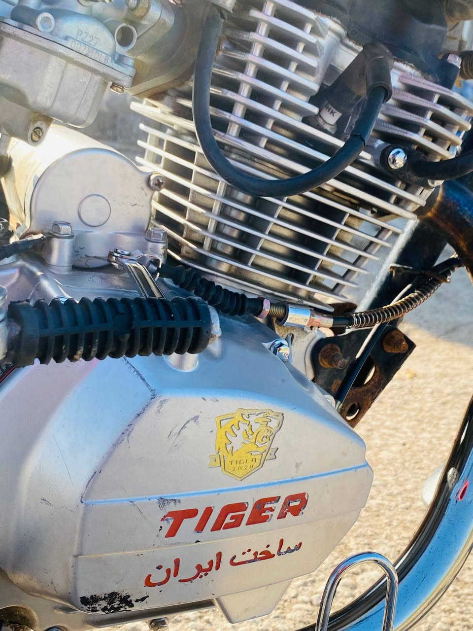 اسلام عليكم اخوان
تايكر موديل 21. دراجة محرك 1/1. 
كهرباء كلها شغاله سلف هندر. دراجة نضيفه وحلوه شلعه خير من الله  // أوراق كامله // ((( سعر 475 ))) وبيها مجال المكان  سريع دورة اليوسفيه  (منطقه الزنبرانيه ,)

***********
