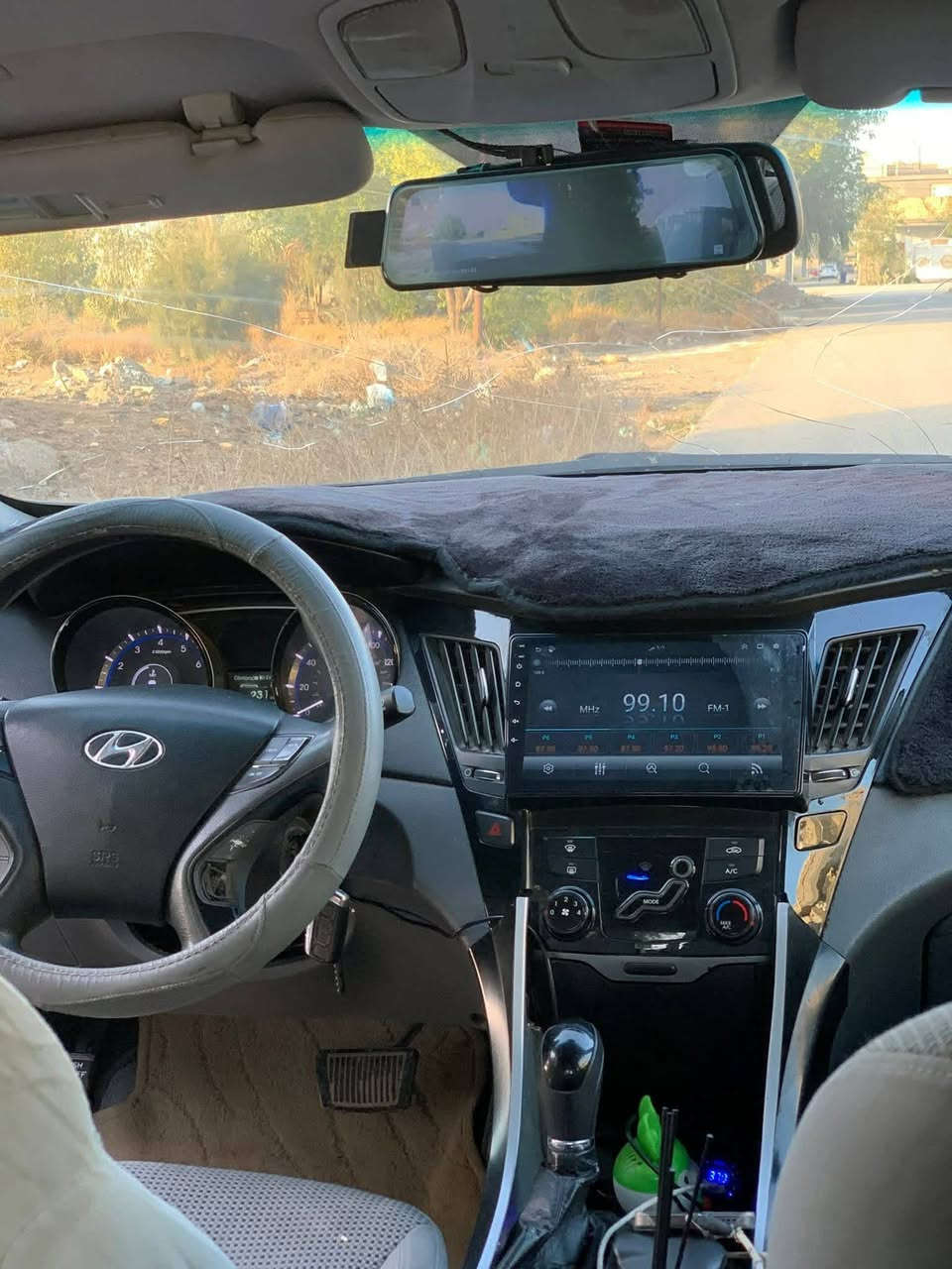 سلام عليكم
سوناتا للبيع 13
كلين من عده دعاميات وبارد سونار مرفق ويه صور
سياره حلوه ونضيفه مال جناي 
مواصفات عاديه تحكم ستيرن كشن كهرباء 
سعر 107 وبيه مجال قليل
للاستفسار خاص متواجد


**إذا كنت صاحب هذا الإعلان وتريد حذفه لأي سبب، رجاءا أرسل رسالة إلى الدعم الفني**