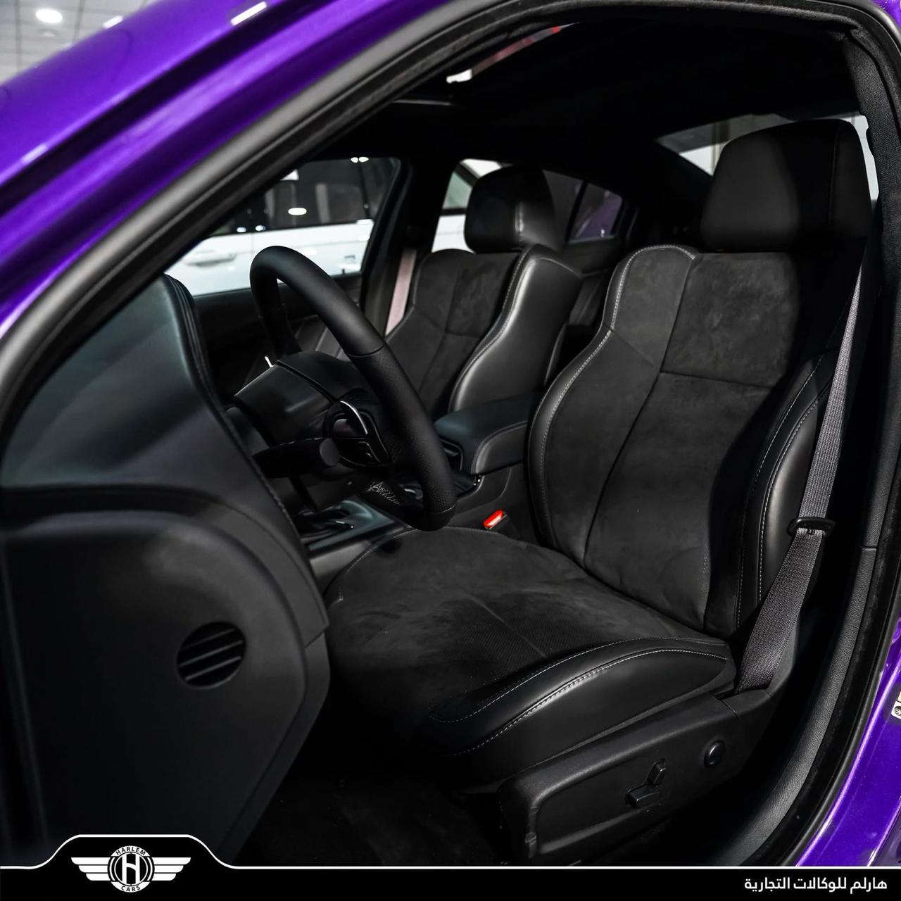 جارجر GT PLUS 2023 ( خـليـجـي )         
وكالة هارلم
العداد : 55 الف كيلو متر  
رقم شمالي اربيل 
الضمان : 3 سنوات او 60 الف كيلو متر . 
المحرك : V6.  3.6L .
المواصفات :
* جناح خلفي اسود. 
* ويل قياس 20 انچ اسود . 
* مقود القيادة رياضي . 
* مقاعد رياضية من الشاموا الأسود.
* نقطة عمياء . 
* رادار مع مانع تصادم أمامي.
* مصابيح أمامية زنون . 
* كشافات الضباب زنون . 
* المصابيح الأمامية مع LED . 
* حساسات خلفية. 
* شاشه كبيرة مع نظام ملاحة نفكيشن GPS . 
* سستم صوت الپاين .
* فتحة سقف (سلايد) . 
* المقاعد الأمامية كهربائية . 
* ذاكرة لحفظ وضعيات الجلوس (ميموري) . 
* مقاعد أمامية تبريد وتدفئة . 
* مقاعد خلفية تدفئة . 
* تشغيل عن بعد . 
* المقود كهربائي . 
* تدفئة مقود القيادة . 
* محدد سرعة . 
* تلفون بلوتوث . 
* كاميرا خلفية .
* مرايا متحسسة للاضاءة العالية .
* كير شفتر بالستيرن . 
* دخول ذكي (بصمة)
* ⁠سنويه لل29
* ⁠مغلفه ppf ابو الضمان
* ⁠للاستفسار الاتصال ***********
