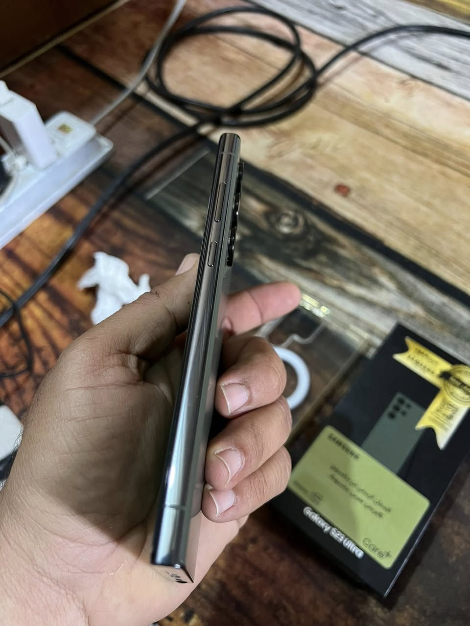 سلام عليكم سامسونج إس 23 ألترا  ذاكره256 لون سمنتي شركه عين الفهد جهاز بالجيس شخط مآبي ملحقاته كارتون وكيبل شحن الأصلي مالته مكفول السعر 700 قفل رقم الهاتف ***********
