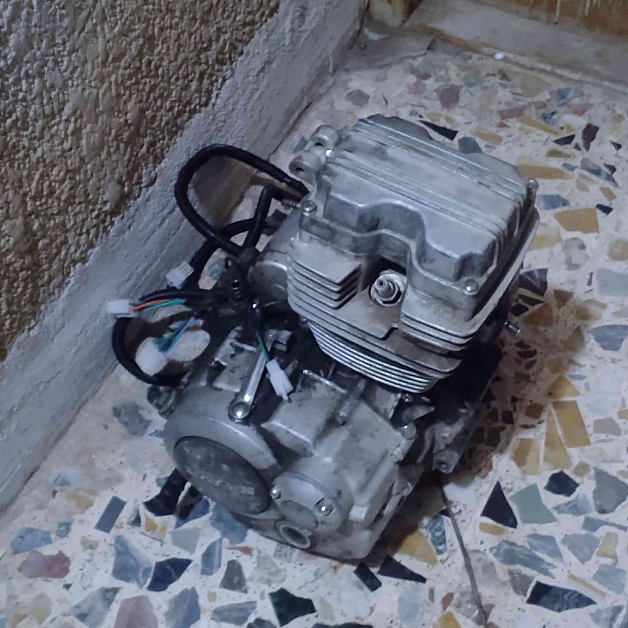 مكينه ستوته مستعمله  تشتغله  غرافض كله جديد ابيع كوم حديد ***********
