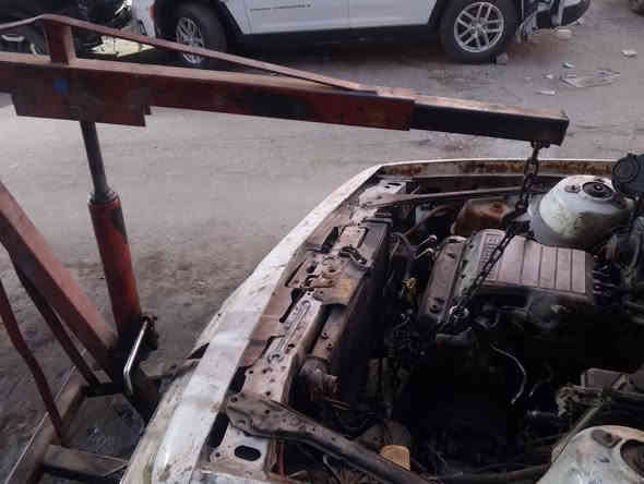 السلام عليكم شباب تم تبديل مكينه حاويه للاخ ابو علاوي من منطقه الصويره مع ترتيب كهربائيات تحياتي للجميع الفيتر سجاد الشمري ***********
