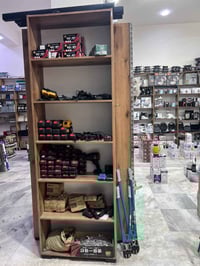 فاترينات للبيع  مستخدمات كلش قليل بعدهن جدد العرض  80 او اكو 90 الارتف...