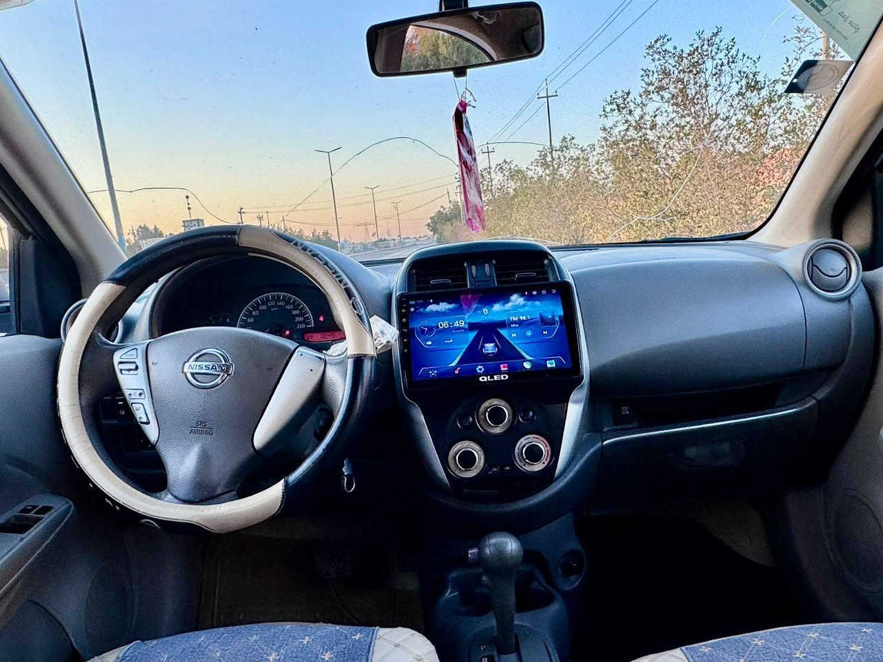 نيسان سني هندي 2016 سيارت بيت يعني مامتعوبه مكينه ولكير ابلاد مامفتوحه  اي ستفسار خادم السعر 83 وبيه مجال *********** البصرة, العراق
